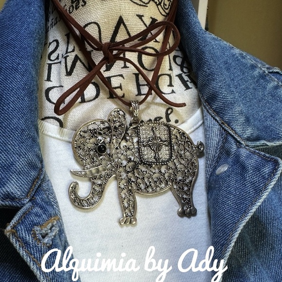 Alquimia by Ady Silver Elephant Necklace - Picture 1 of 2